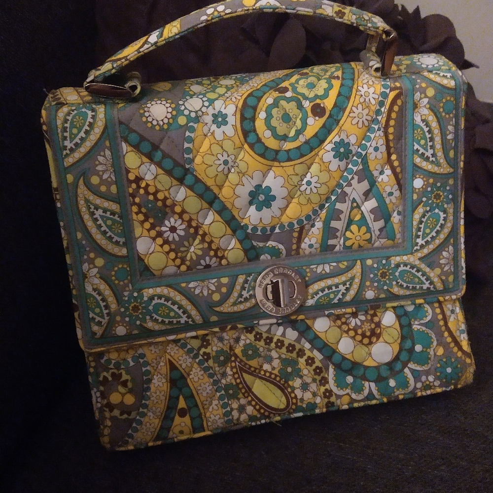 Very Bradley pocketbook